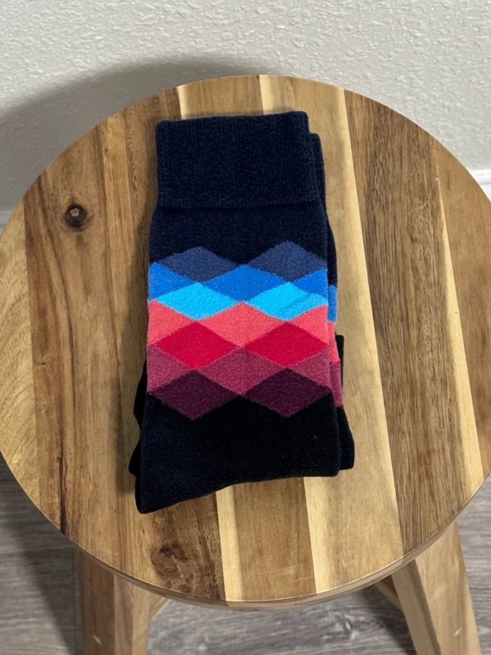 Happy Socks Unisex Colorful Argyle Crew Socks OSFM Multi-Color Blue Red Black